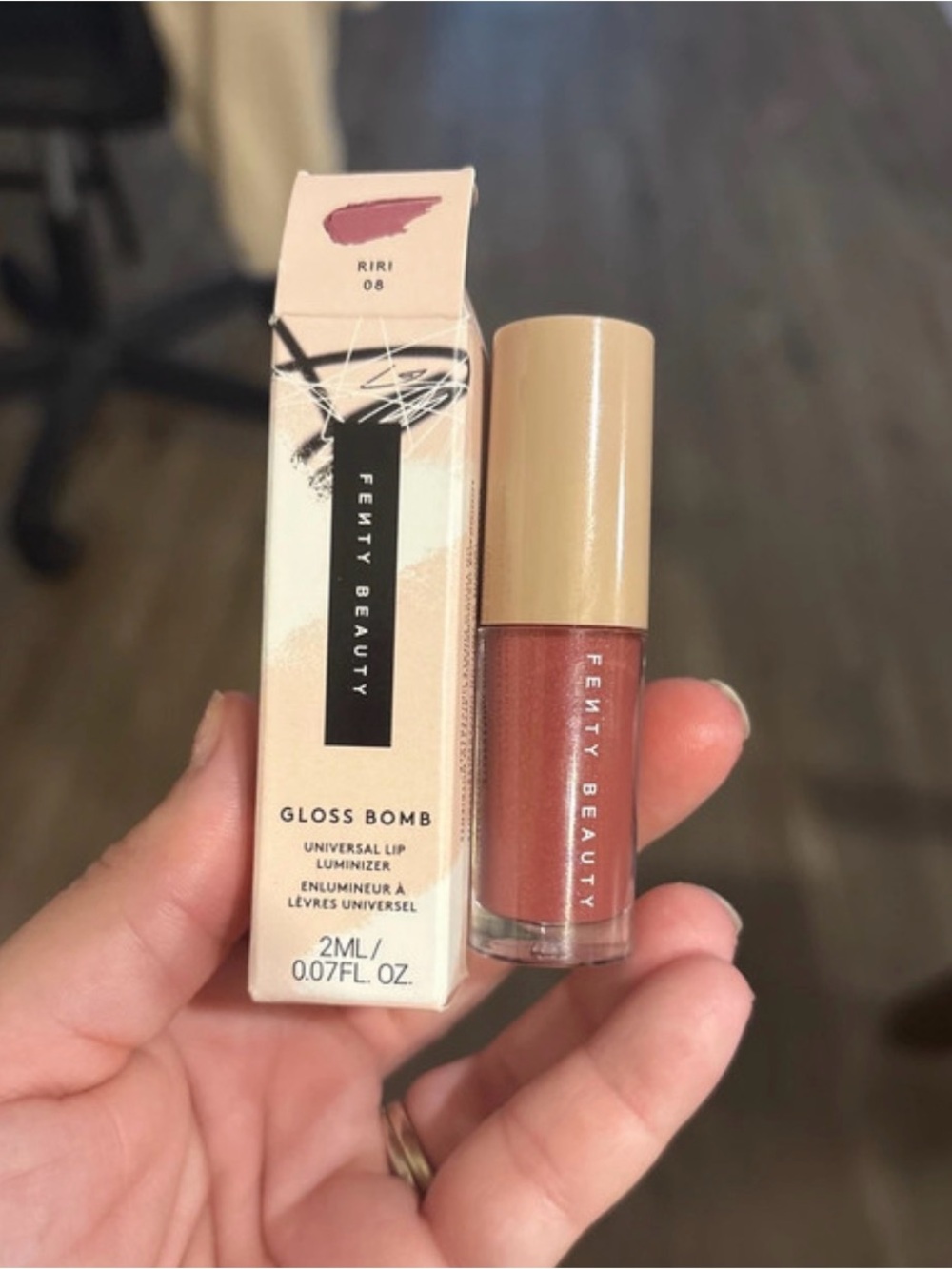 Fenty Beauty Gloss Bomb Lip Luminizer — Riri 08 2ml